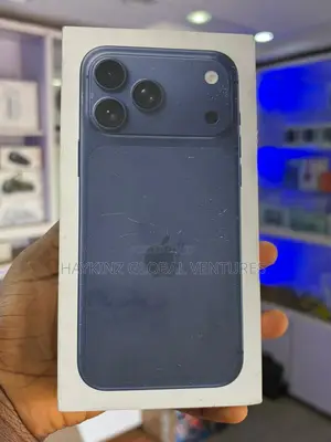 New Apple iPhone 17 Pro Max 256 GB Blue
