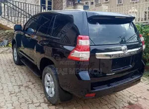 Toyota Land Cruiser Prado 2017 Black