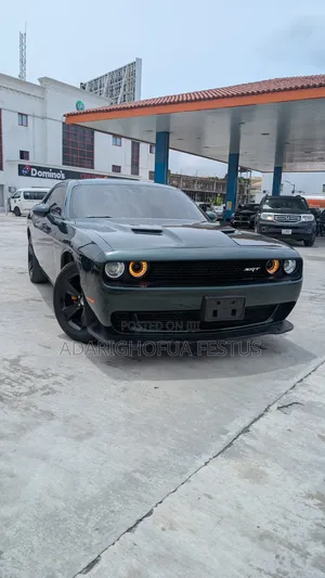 Dodge Challenger 2019 Green