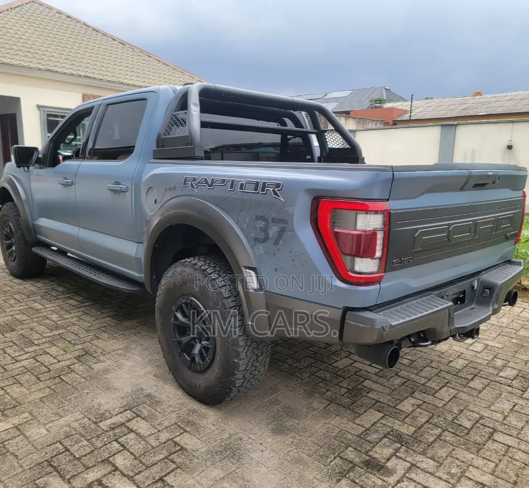 Ford F-150 2025 Blue