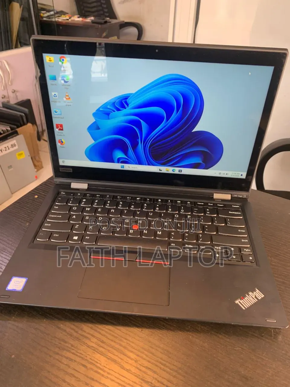 Laptop Lenovo ThinkPad Yoga 8GB Intel Core i3 SSD 256GB