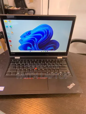 Laptop Lenovo ThinkPad Yoga 8GB Intel Core i3 SSD 256GB