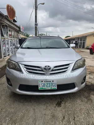Toyota Corolla S 4dr Sedan (1.8L 4cyl 4A) 2013 Silver