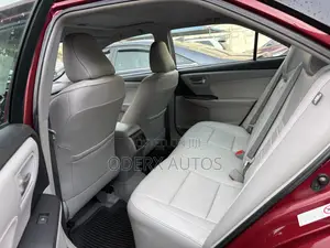 Toyota Camry XLE 4dr Sedan (2.5L 4cyl 6A) 2015 Burgundy