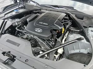 Hyundai Genesis 2015 Gray