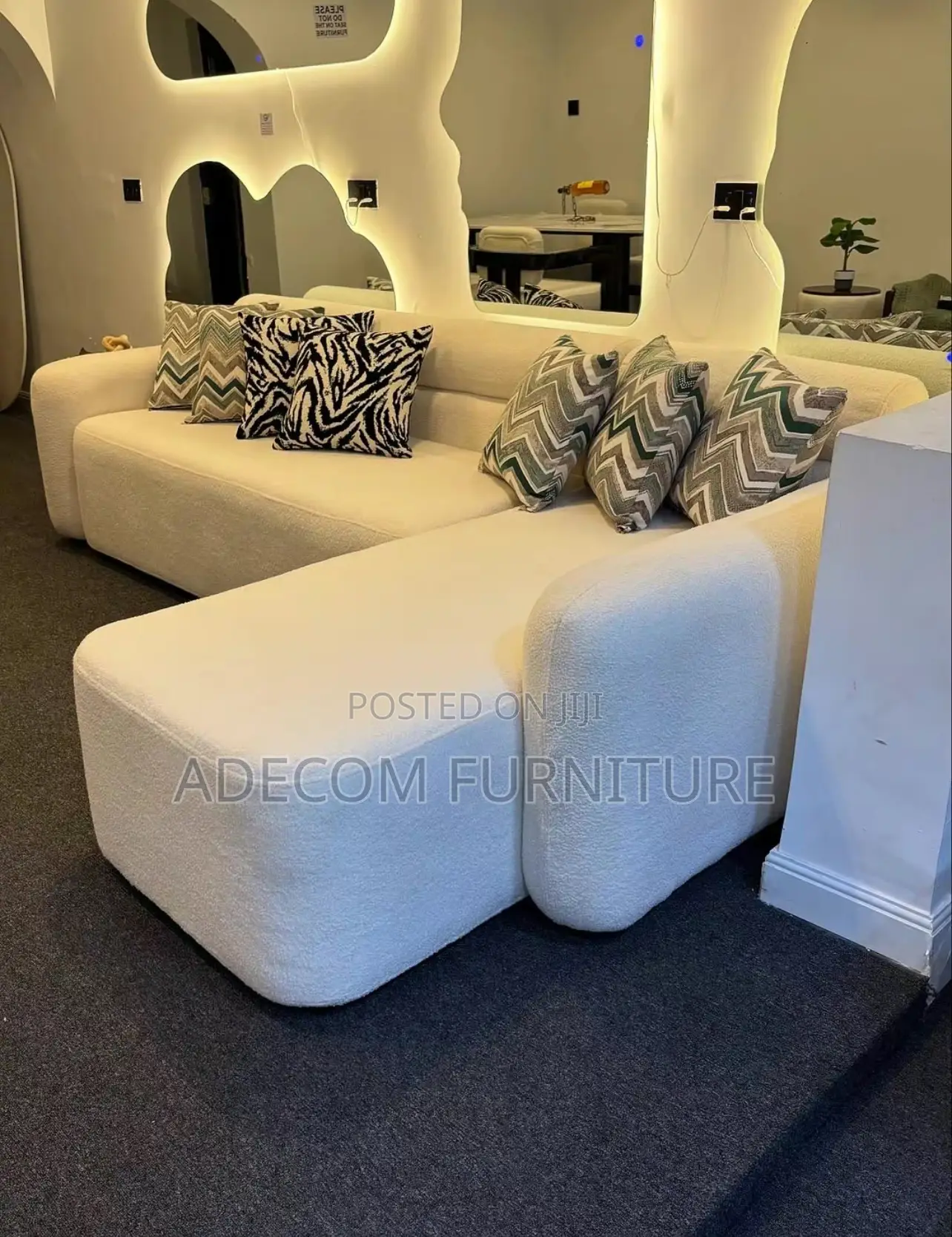 Chair L Shape Payment On Delivery 🚚