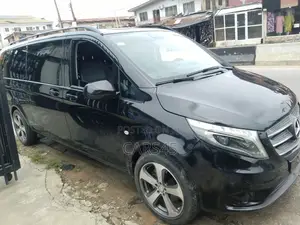 Mercedes-Benz Vito 2018 Black