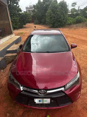 Toyota Camry SE 4dr Sedan (2.5L 4cyl 6A) 2015 Red