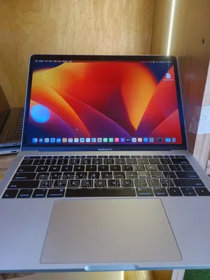 Laptop Apple MacBook Pro 2017 16GB Intel Core i5 SSD 256GB