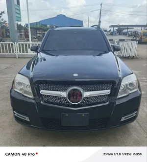 Mercedes-Benz GLK-Class 2011 Black