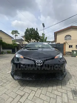 Toyota Corolla LE Eco (1.8L 4cyl 2A) 2018 Black