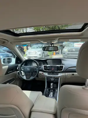 Honda Accord EX-L V-6 4dr Sedan w/Navigation (3.5L 6cyl 6A) 2014 White