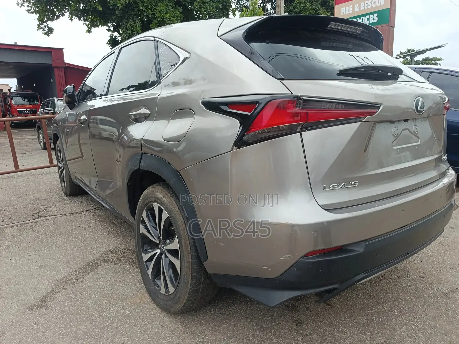 Lexus NX 2018 Gray