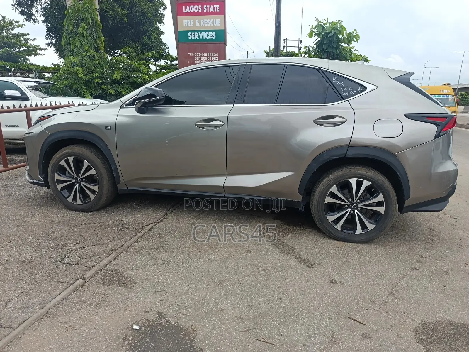 Lexus NX 2018 Gray