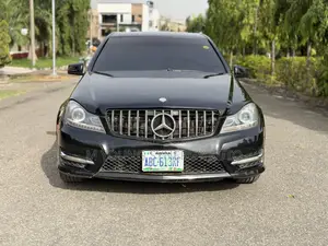 Mercedes-Benz C300 Sport Sedan AWD (3.0L 6cyl 7A) 2009 Black