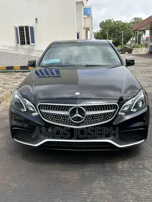 Mercedes-Benz E350 Base 4Matic Sedan AWD (3.5L 6cyl 5A) 2009