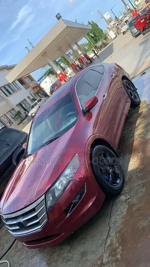 Honda Crosstour 2010 Burgundy