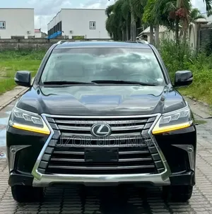 Lexus LX 2017 Black
