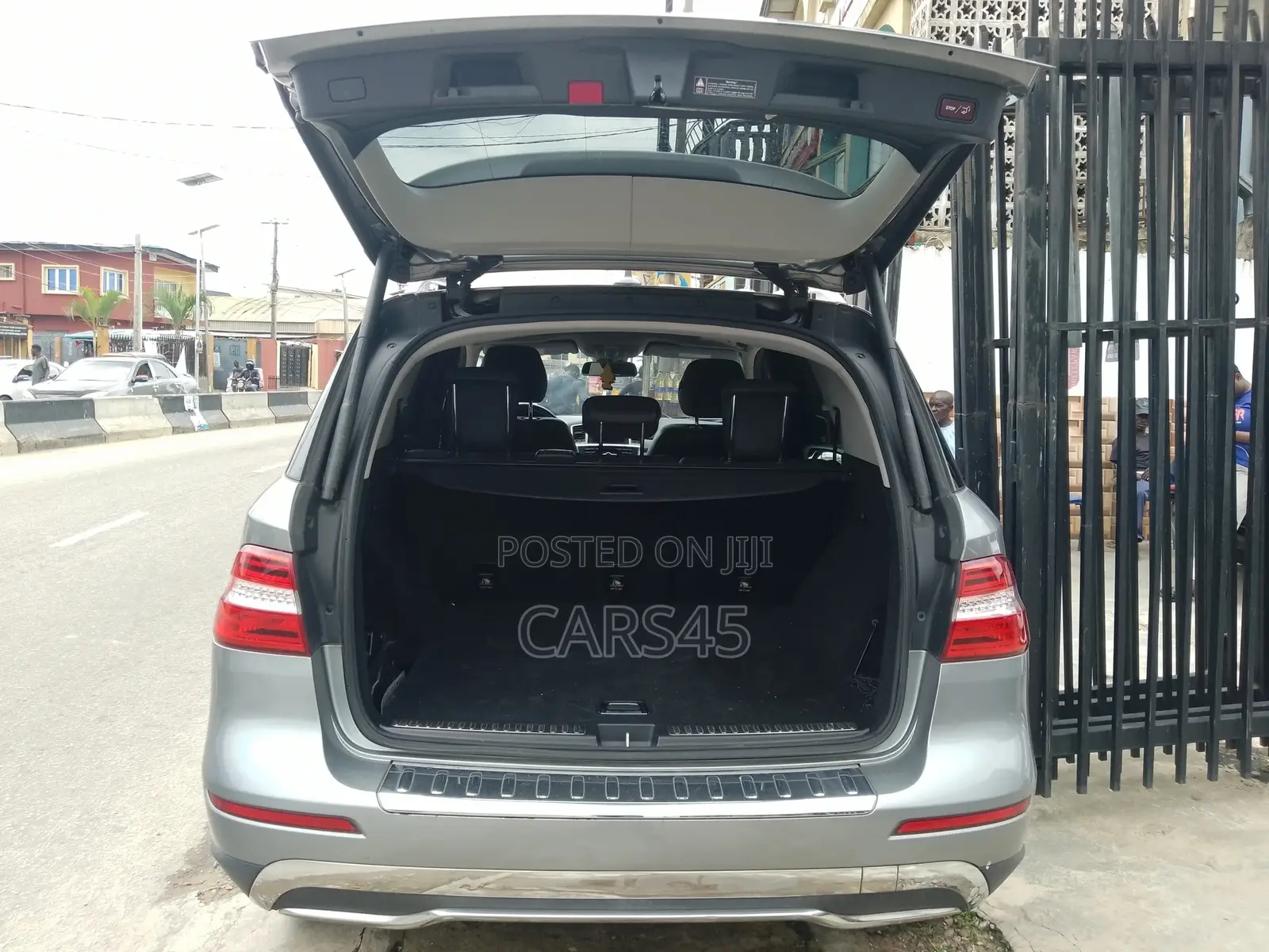 Mercedes-Benz M Class 2012 Gray