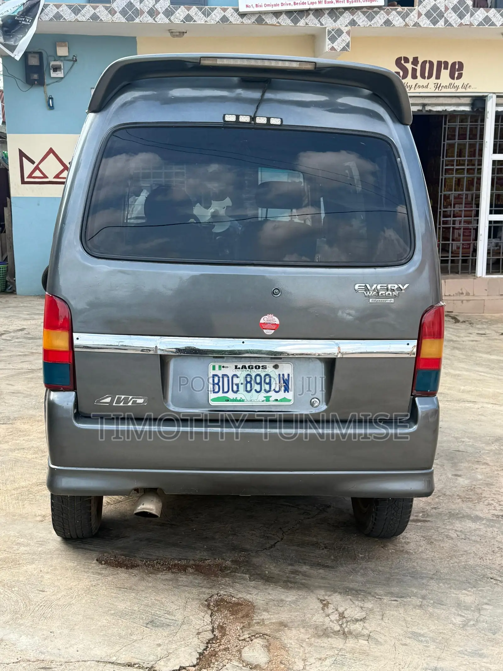 Suzuki APV Minibus 2012 Grey