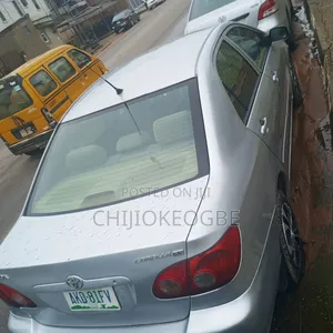 Toyota Corolla 2005 Silver