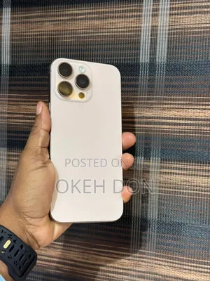 Apple iPhone 16 Pro Max 256 GB Gold