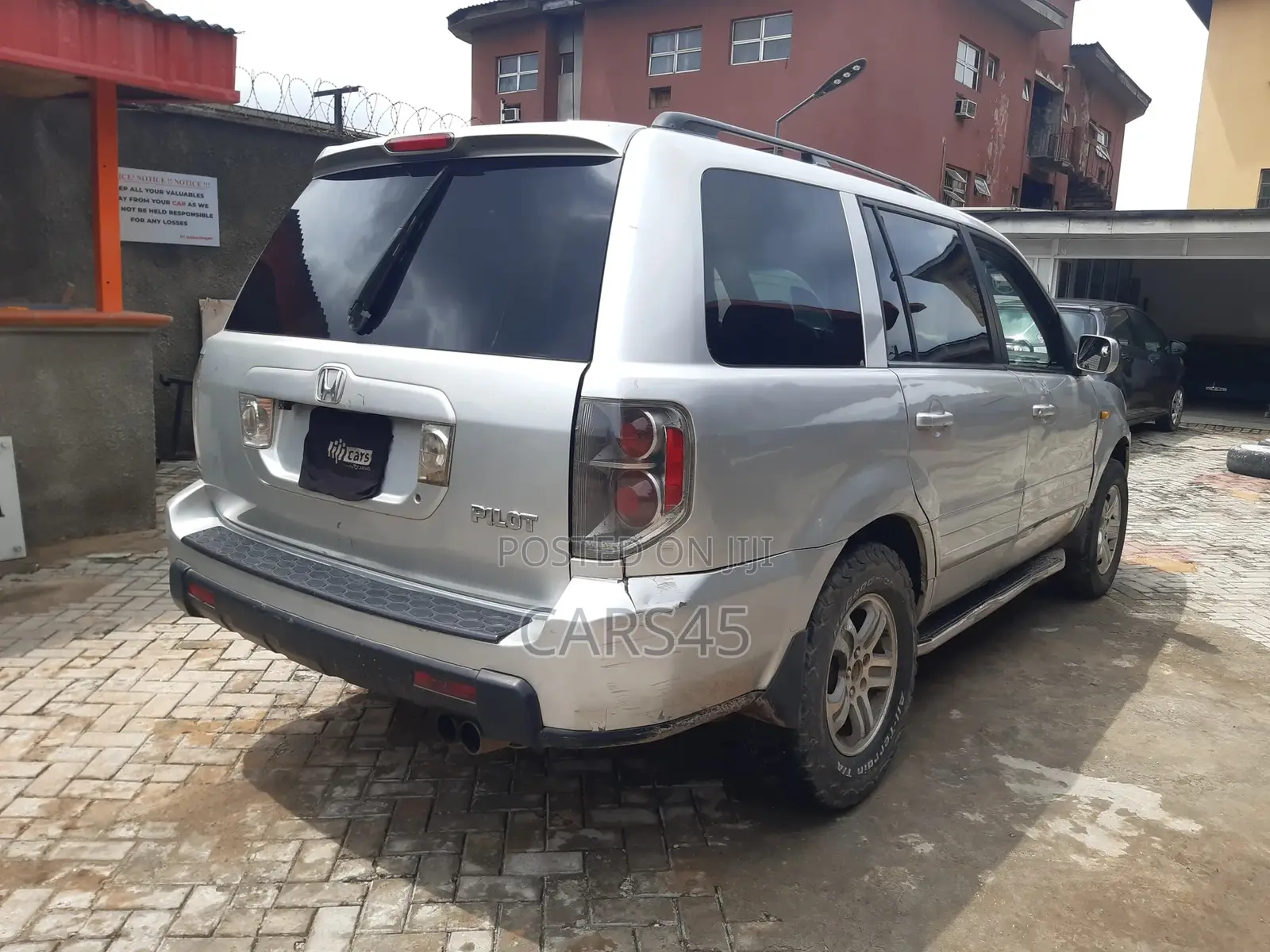 Honda Pilot 2004 Silver