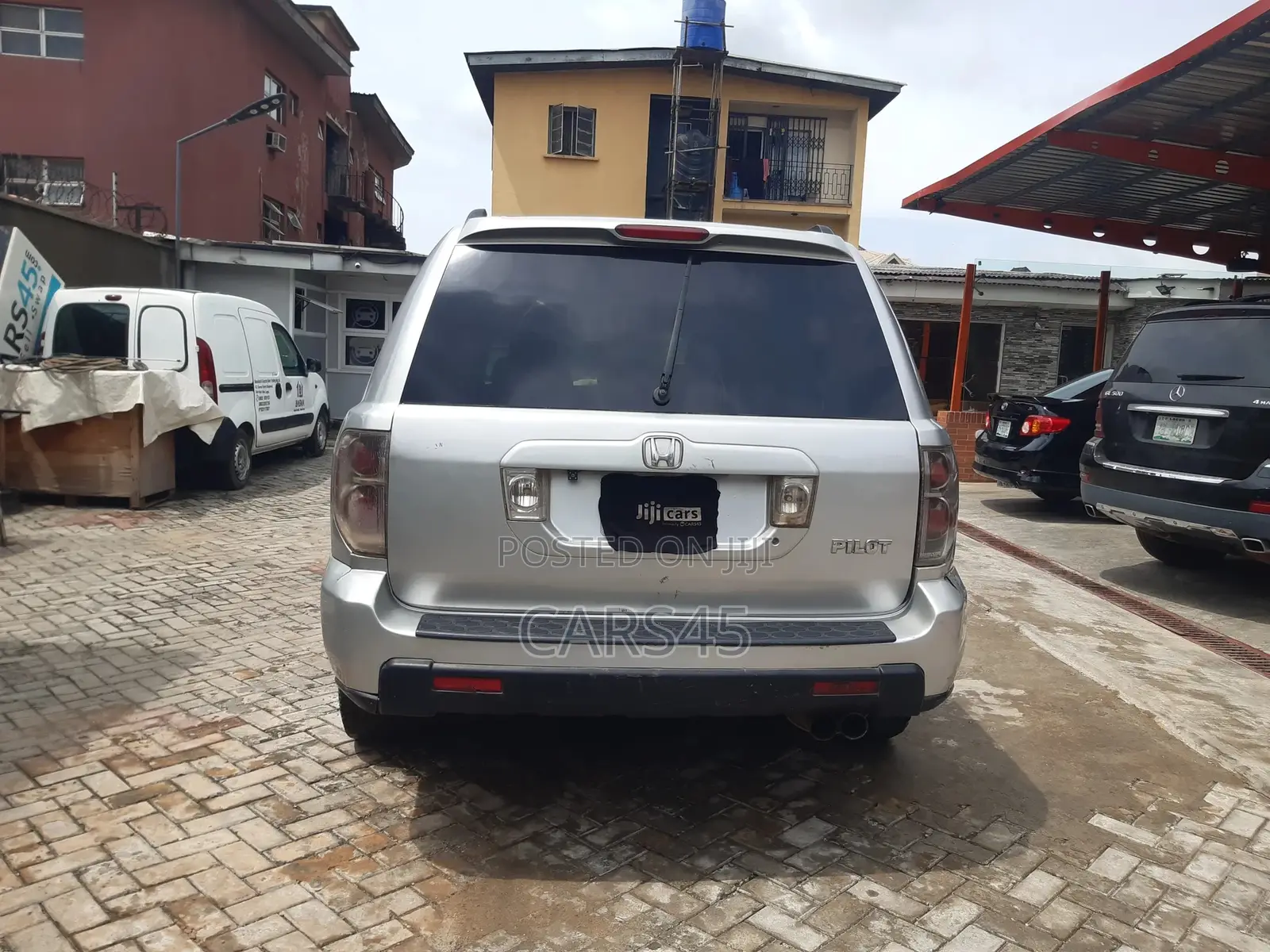 Honda Pilot 2004 Silver