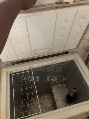 Midea Freezer