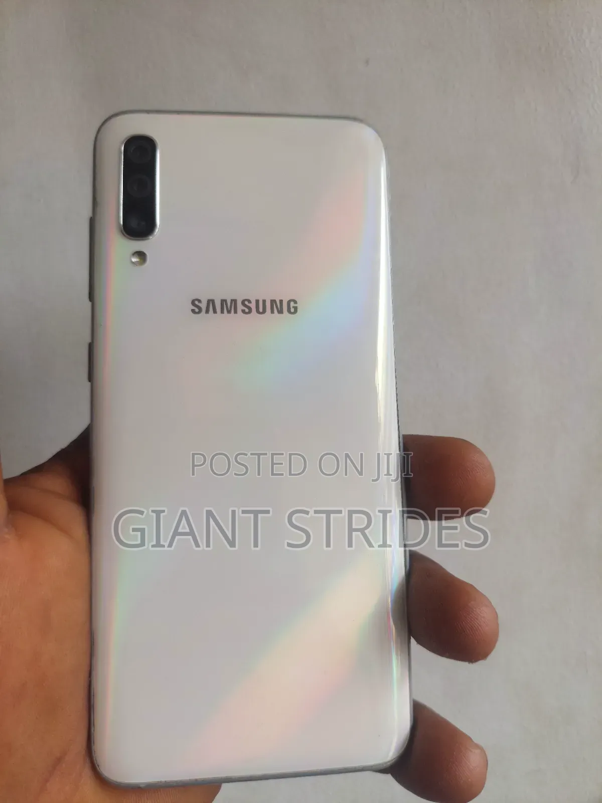 Samsung Galaxy A70 128 GB White