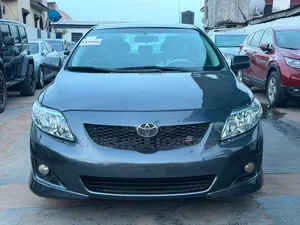 Toyota Corolla 2011 Gray