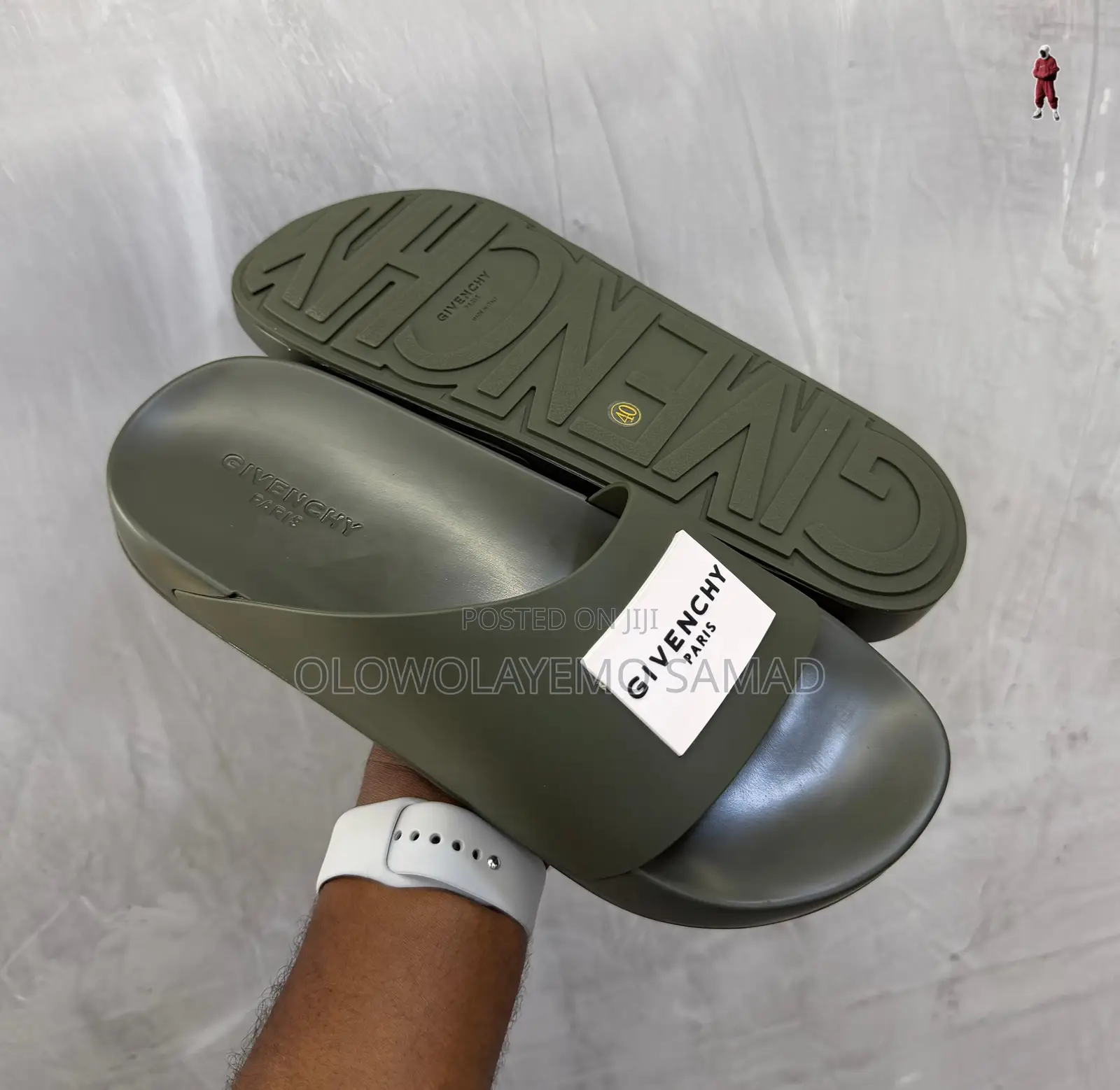 Givenchy Palm