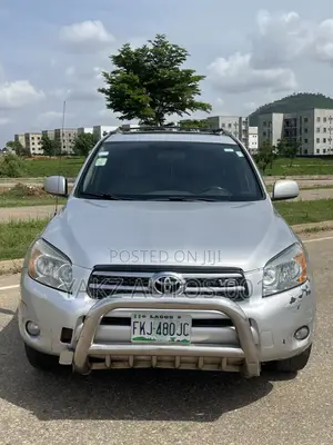 Toyota RAV4 1.8 2007 Silver