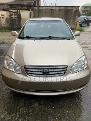 Toyota Corolla 2005 Gold