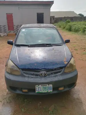 Toyota Echo Automatic 2003 Blue