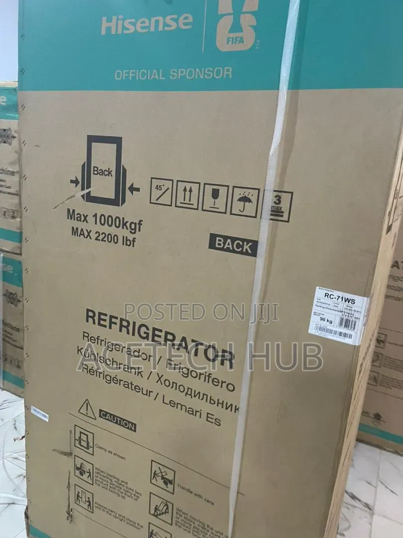 Hisense Refrigerator With Adjustable Glass Shelves