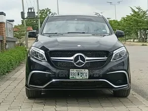 Mercedes-Benz GLE-Class 2017 Black