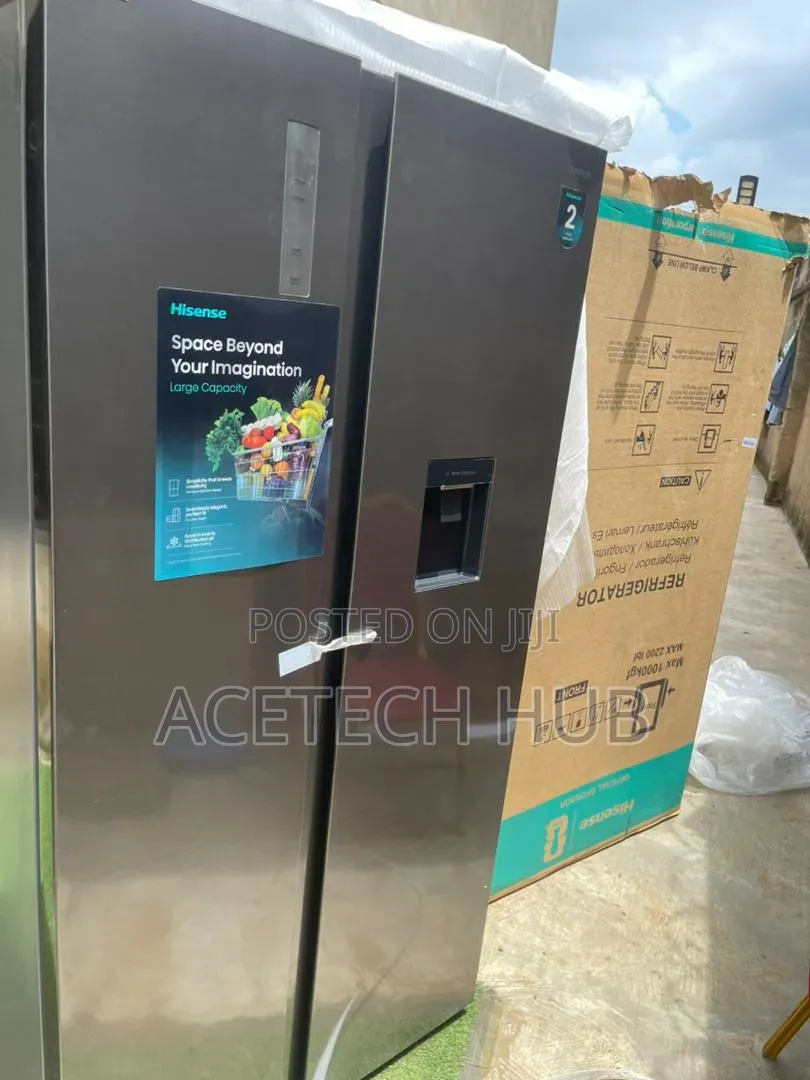 Hisense Refrigerator With User-Friendly Controls