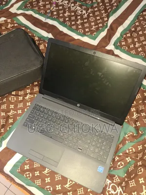 Laptop HP 250 G7 4GB Intel Core i5 HDD 500GB