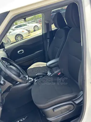 Kia Soul Base Hatchback 2016 White
