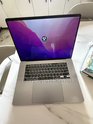 Laptop Apple MacBook Pro 2019 32GB Intel Core i9 SSD 1T