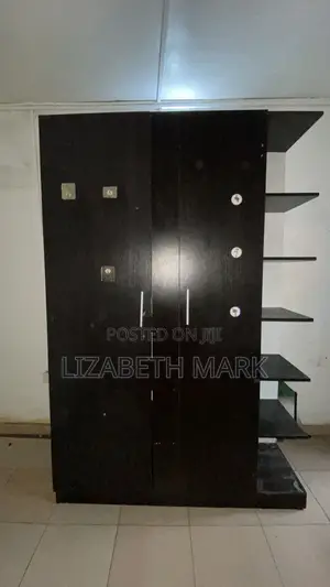 Wardrobe With Rack
