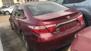 Toyota Camry SE 4dr Sedan (2.5L 4cyl 6A) 2016 Burgundy