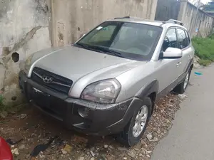 Hyundai Tucson 2009 Silver