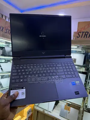 Laptop HP Victus 15 16GB Intel Core i7 SSD 1T