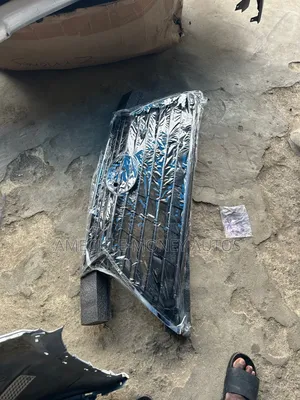 Lexus Front Grill N X 2020