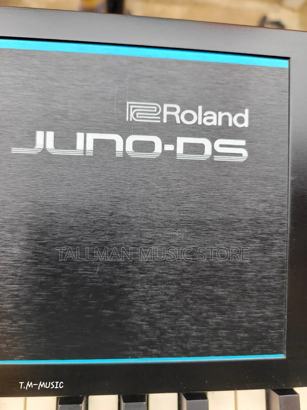 Roland Juno-Ds