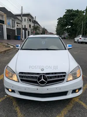 Mercedes-Benz C300 Sport Sedan AWD (3.0L 6cyl 7A) 2008 White