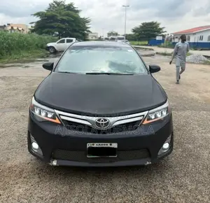 Toyota Camry LE 4dr Sedan (2.5L 4cyl 6A) 2013 Black