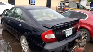 Toyota Camry LE 4dr Sedan (2.4L 4cyl 4A) 2004 Black
